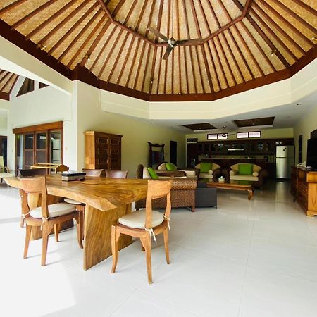 Bali Jade Villas ซานูร์ ภายนอก รูปภาพ
