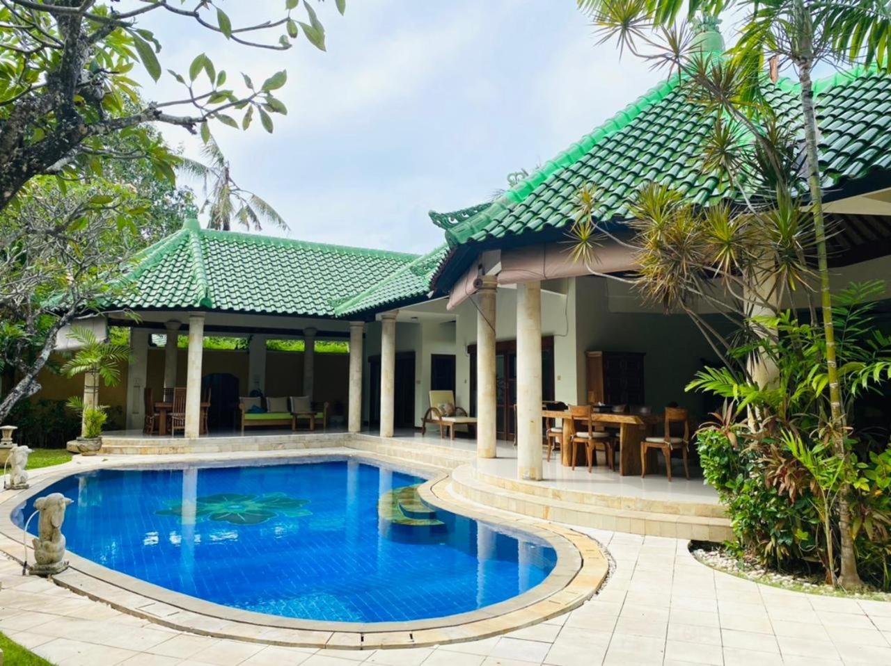 Bali Jade Villas ซานูร์ ภายนอก รูปภาพ